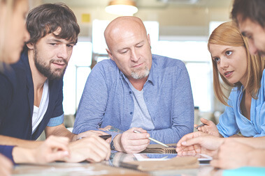 How to Retail Store Solution Faces?